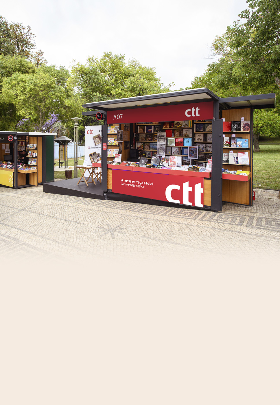 Stand dos CTT na Feira do Livro de Lisboa.